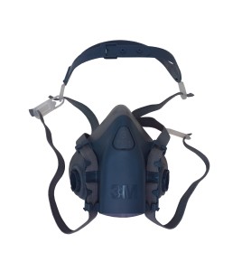 3M 7500 series NIOSH approved respirator. Lightweight and comfortable. Filter & cartridge not included. Small.