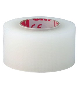 Transpore breathable hypoallergenic adhesive tape. Dimensions: 1-in. x 30-ft./2.5 cm x 9 m