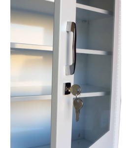 Wall-mounted metal first aid cabinet with acrylic door panel and lock with 2 keys.