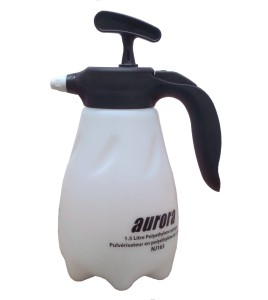 Aurora small compression sprayer with hand pump, made of HDPE with adjustable nozzle. Capacity 1.42 L (48 oz).