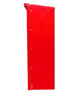 Surface-mounted outdoors steel fire cabinet for 10 lbs extinguishers.