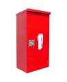 Surface-mounted outdoors steel fire cabinet for 10 lbs extinguishers.