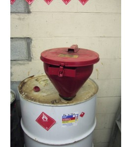 Safety drum funnels 32 in., whit flame arrestor.