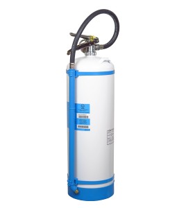 Portable fire extinguisher with demineralized water 2.5 gallons, type AC, ULC 2AC, with wall hook.