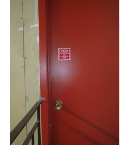 Bilingual self-adhesive vinyl "Extincteur d'incendie à l'intérieur Fire extinguisher inside" fire safety sign