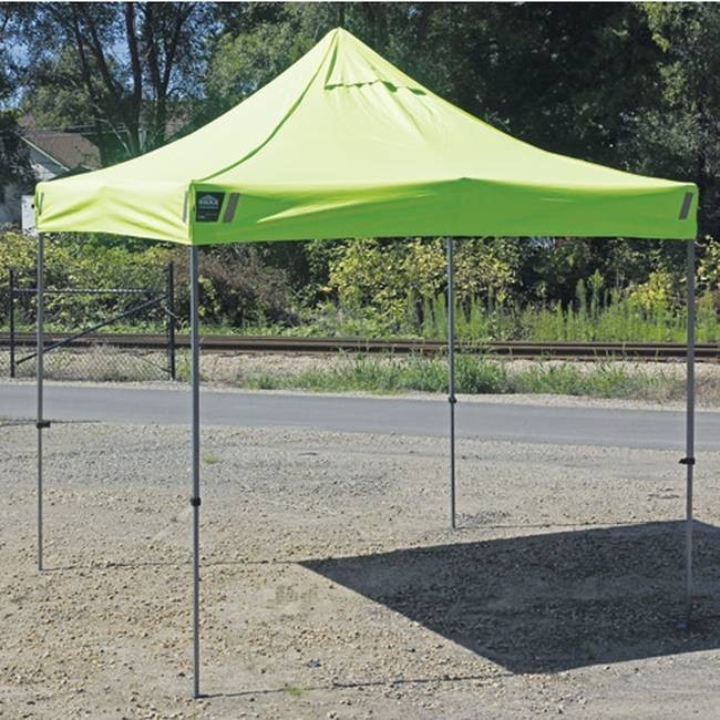 Tente de qualité industrielle pour protéger du soleil  et de la pluie. Dimension: 3 m X 3 m (10 pi X 10 pi).