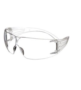 3M SecureFit protective eyewear with anti-fog treated clear polycarbonate lenses for protection from outside glare and hazes.