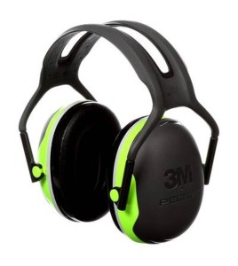 Earmuff PELTOR (3M) model X4A, 27 dB, over-the-head model.