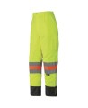 Winter High-visibility pants for roadwork flaggers, compliant with new Transports Québec regulation. 