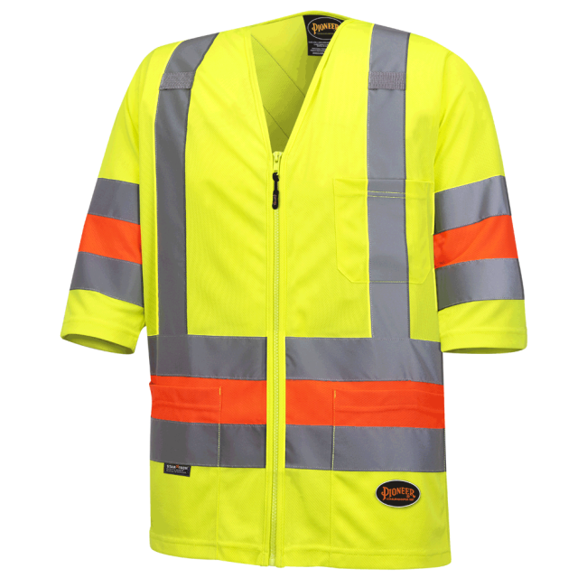 High-visibility shirt for roadwork flaggers, compliant with new Transports Québec regulation. 