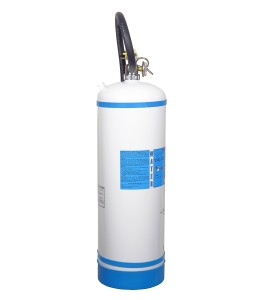 Portable fire extinguisher with demineralized water 2.5 gallons, type AC, ULC 2AC, with wall hook.