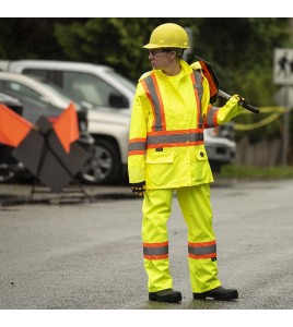 Women's high-visibility yellow waterproof jacket, Pioneer model 5628W, reflective tape, sizes XS to 4XL