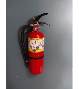 Wall hanger for Flag chemical powder extinguishers, 5 lbs